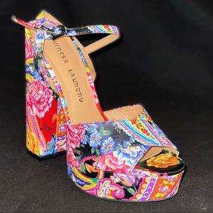 Open toe chunky heel